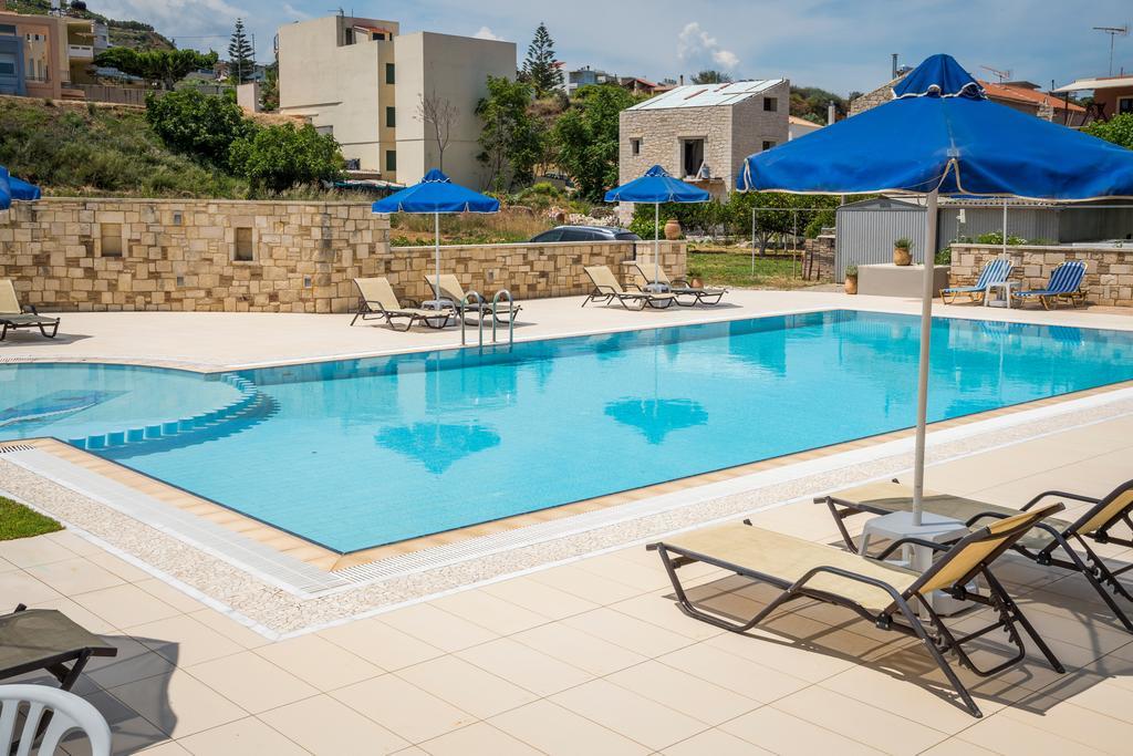 Irini Stalos Apartments Exterior foto